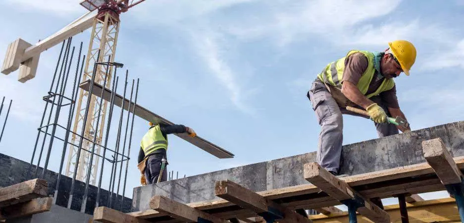 توريد عمالة لموقع إنشائي